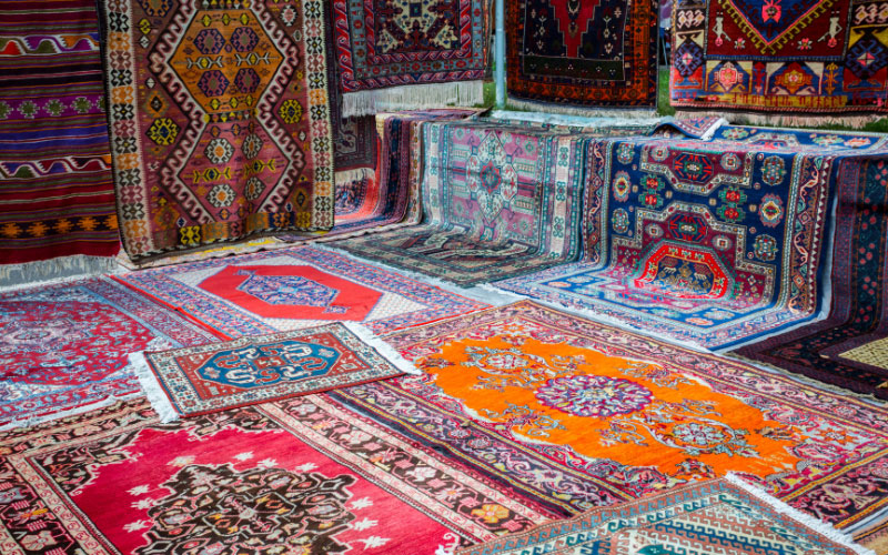 Tradicionalni tepisi se mogu izraditi po Vašoj želji i dizajnu. Direktna proizvodnja i prodaja. Više od 700 zadovoljnih klijenata.